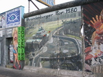 25253 Graffiti on Berlin wall Brandenburger Tor.jpg